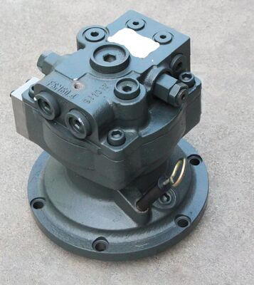 SK75SR-3 स्विंग मोटर एसी के लिए कोबेलको खुदाई स्पेयर पार्ट्स YT15V00015F3 ट्रैक ड्राइव रिड्यूसर